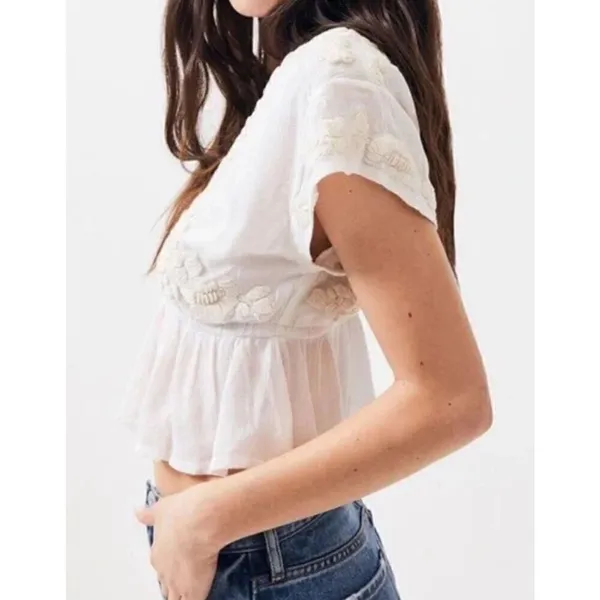 New. Anthropologie RAGA Sorrento Peplum Crop Top in White - Image 4