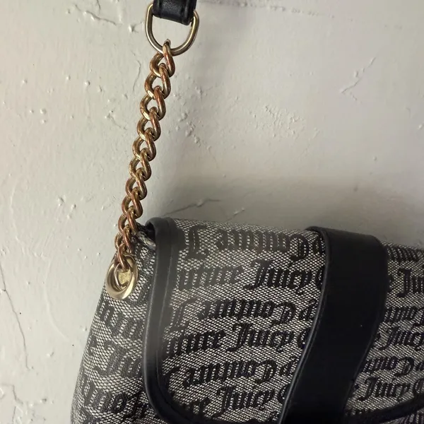 Juicy Couture Shoulder Bag Womens Black Monogram Chain Strap Purse Handbag Logo‎ - Image 3