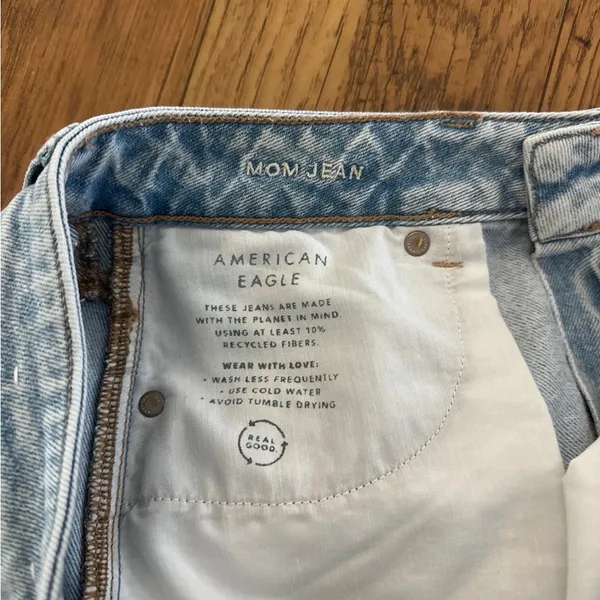 American Eagle Mom Jeans - Image 6