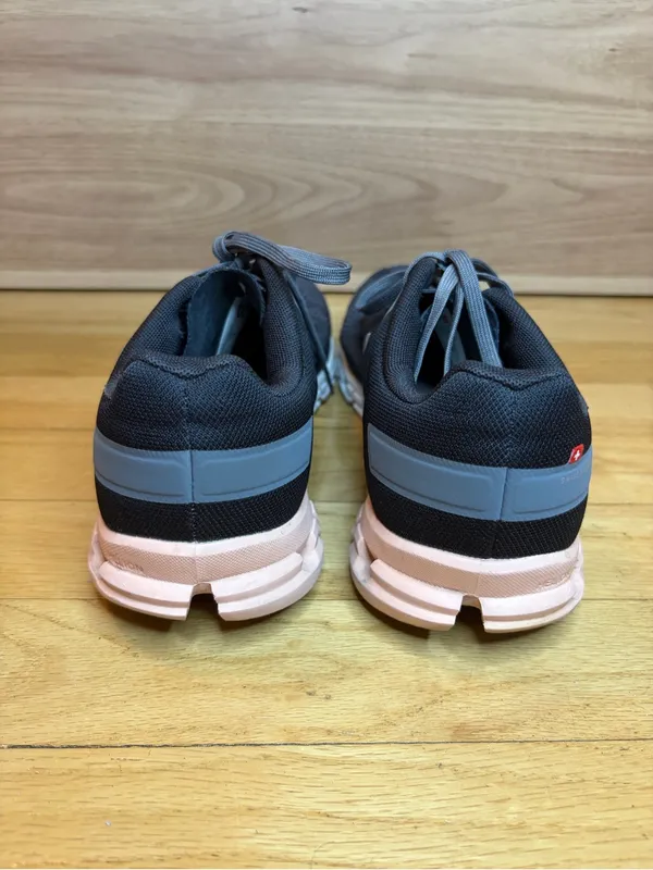 On Running Cloudflow Women's Sneakers - Image 4