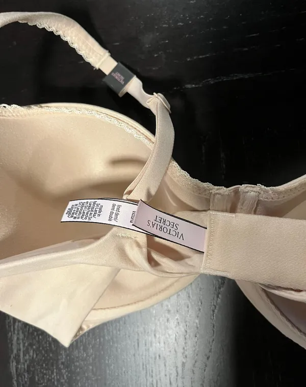 Victoria’s Secret Bra - Image 4