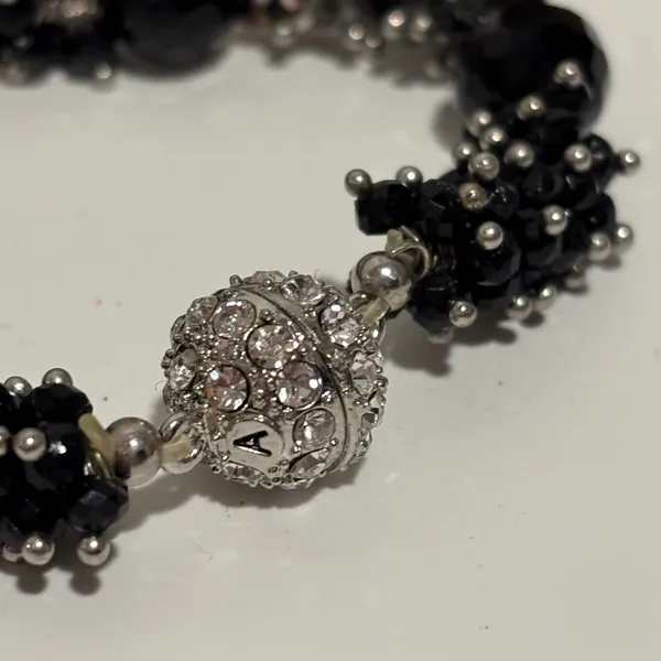 Black Crystal Beaded Magnetic Clasp Bracelet - Image 4