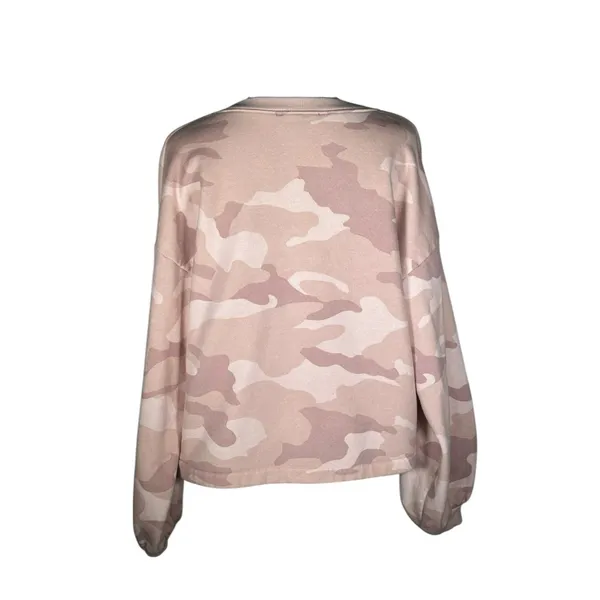 Marled V-Neck Pink Camo‎ Sweatshirt Size Large - Image 2