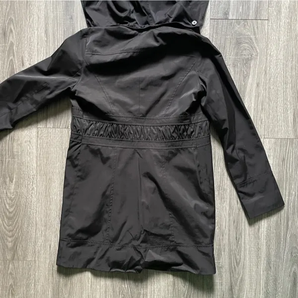 Guess women’s Black Small Coat - Image 7