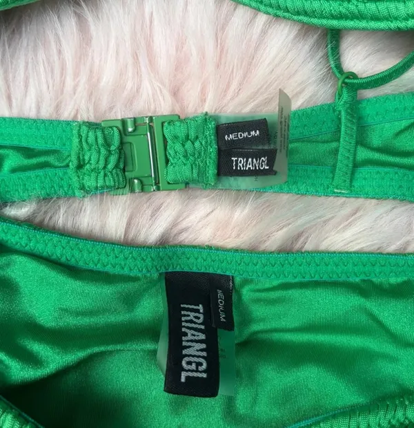 Triangl Bikini - Image 3