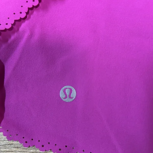 lululemon shorts - Image 3