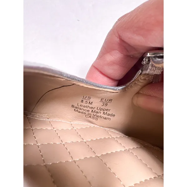 Sam Edelman Cass Silver Triple Strap Mary Jane Flats 8.5 Like New - Image 3