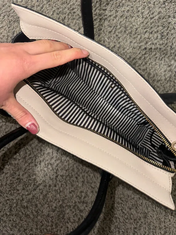 Kate Spade Purse - Image 3