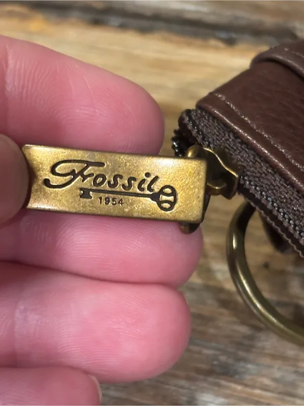 Fossil Brown Genuine Leather Change Purse Keychain Wallet - Image 4
