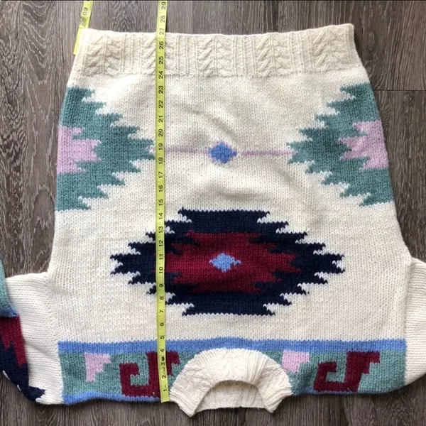 Vintage Susann D hand knitted Aztec Sweater - Image 7
