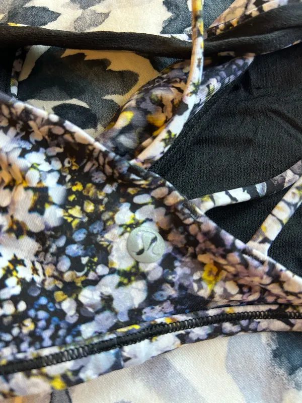 Lululemon Free To Be Bra - Image 4