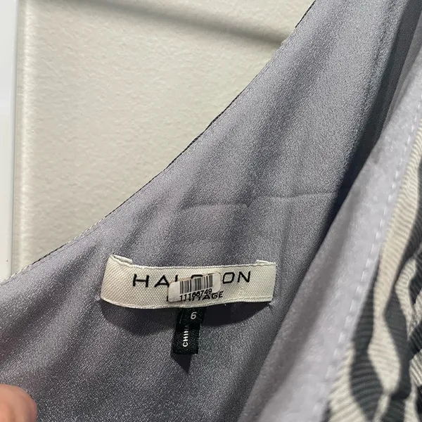 H by Halston Grey Stripe Ruffle Dress Size 6‎ - Image 5