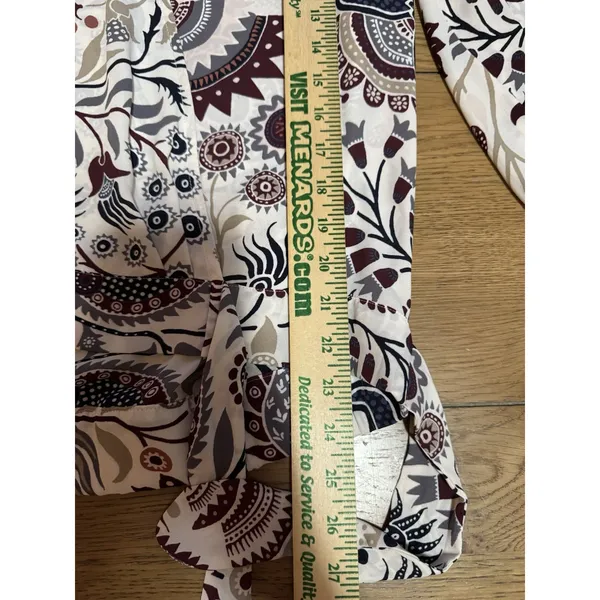 LOFT Outlet Women Size Medium Blouse Paisley Print Tie Bottom Polyester City‎ - Image 4