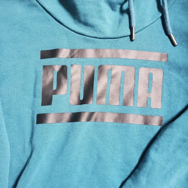 Puma sweatshirt size small in blue - Image 2