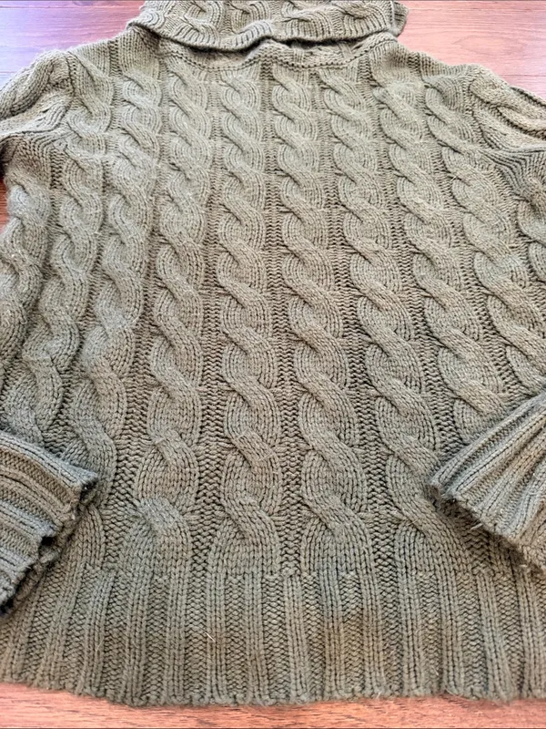 Ye Mak Olive Green Cable Turtleneck Sweater - Women’s Size Small - C27-139 - Image 4
