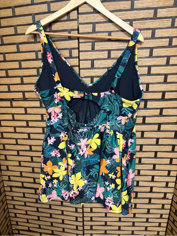Old navy floral swim dress size 2X - Image 2