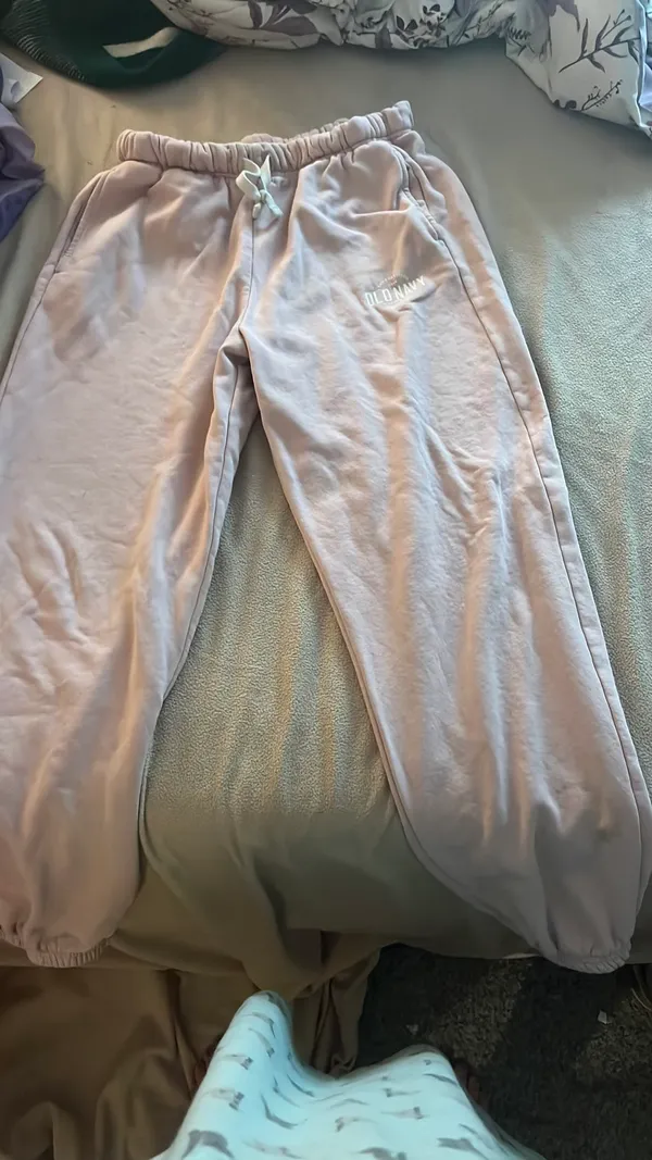 Coral colored Old Navy pants - Image 5