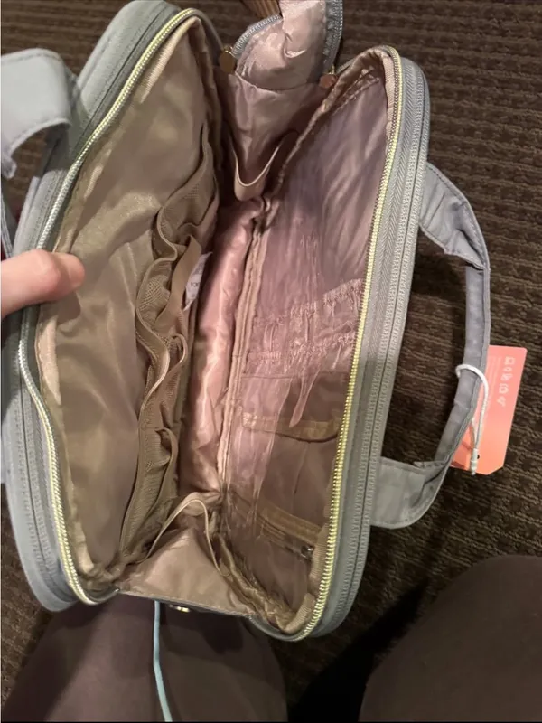 Brand new Bagsmart Toiletry Travel Bag w/ Hook - Image 5