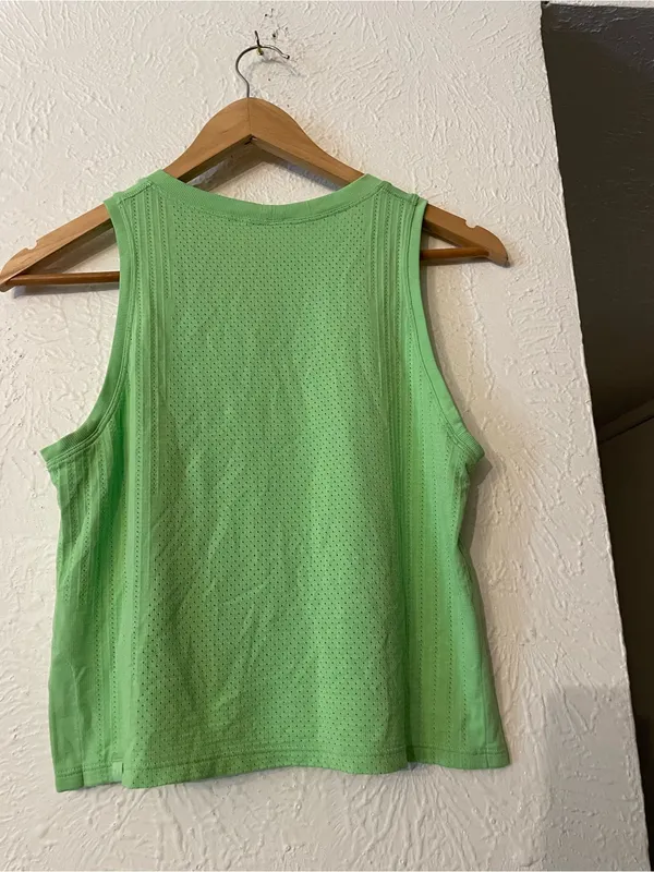 Lululemon Train to Be Tank Green Sleeveless Active Crop Top Size 4 - Image 3