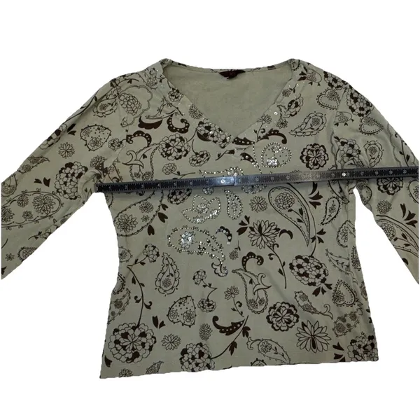 ALC Frank Women's Size L Sage Green Paisley Floral V-Neck Top Sequin Accents - Image 8
