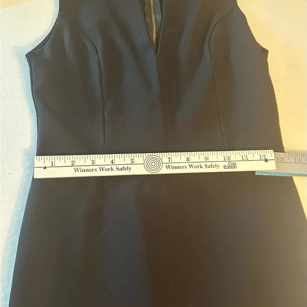 Lulu's Black Deep V Bodycon Sleeveless Sheath Midi Dress size Large fitted - Image 7