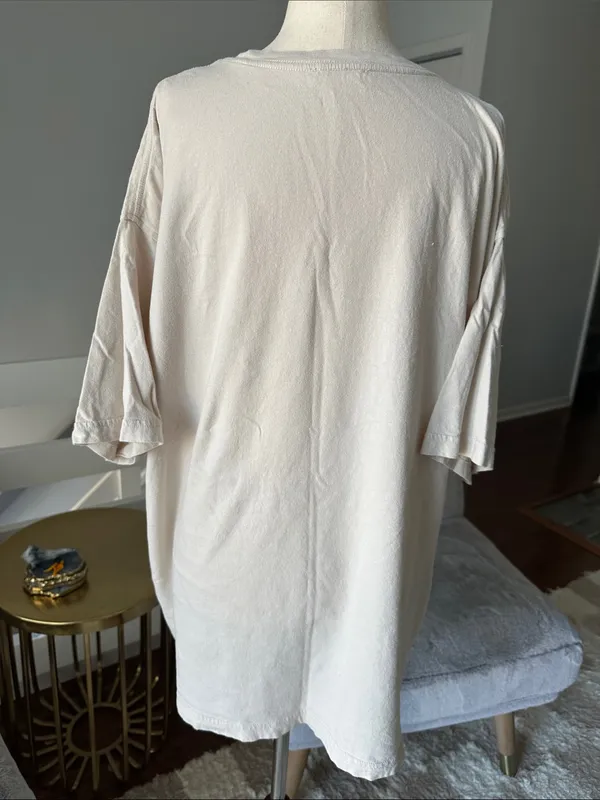 Foryeri Neutral Tee with Feeling Lucky Saint Patty’s front Graphic - Size M/L - Image 4