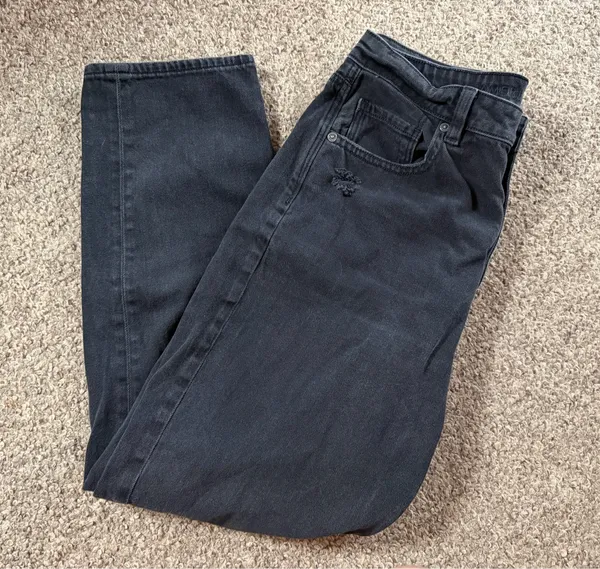 American Eagle Women's Black Distressed Straight Leg Jeans - Image 3