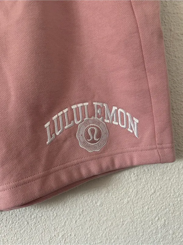 Lululemon scuba oversized shorts sz small - Image 3
