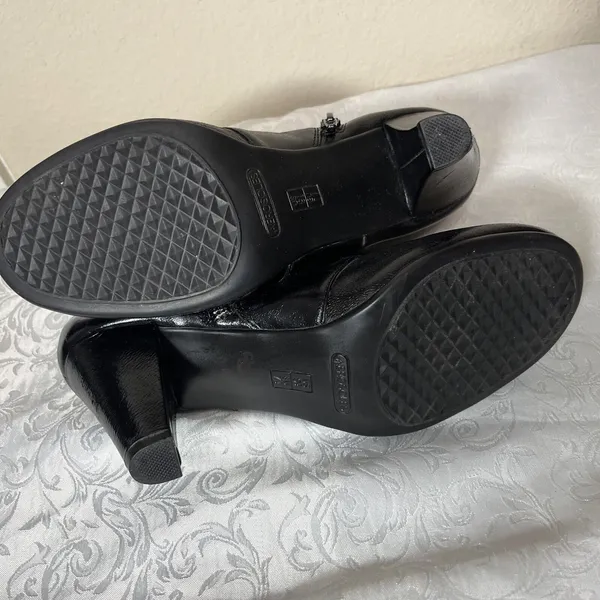 Aerosoles Alaska Black Leather Ankle Boots Heeled Buckle Bootie Womens 9.5 - Image 8