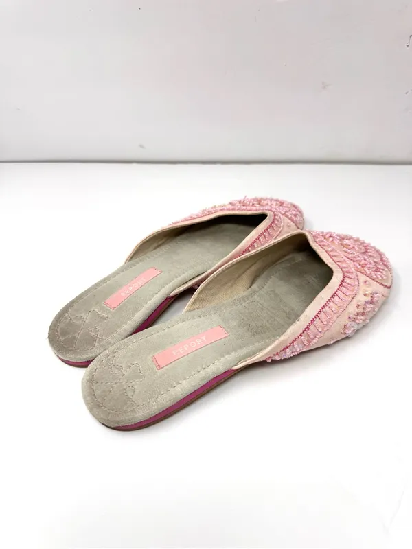REPORT bubble gum pink fabric/sequins/beading slides, unmarked size 9 - Image 7