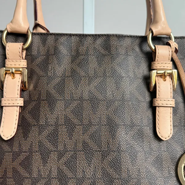 Michael‎ Kors size M brown beige tote bag - Image 8
