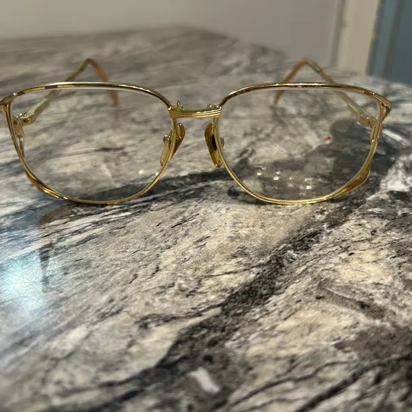 Elegant Gold Frame Glasses - Image 2