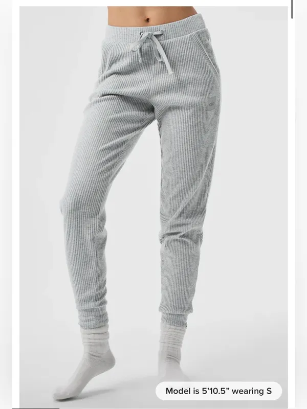 Alo Yoga Muse Sweatpant in Grey - Image 2