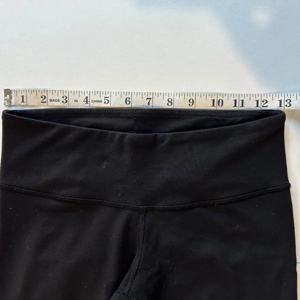 Lululemon Crop Black‎ Leggings - No Size Tag. - Image 4