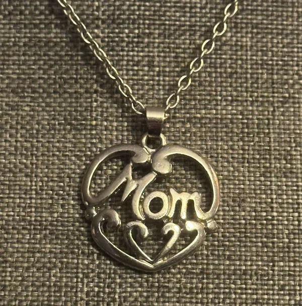 Silver Tone Mom Heart Pendant Necklace - Image 2