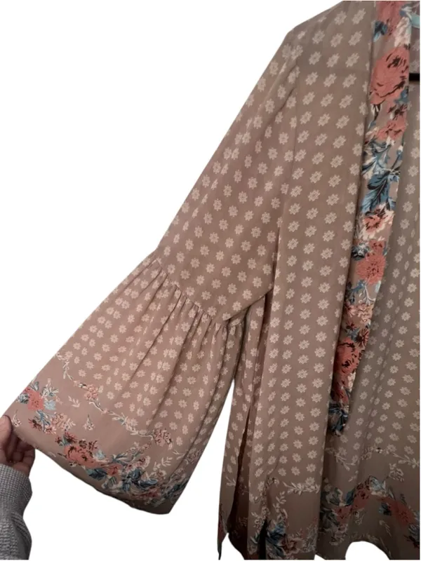 Altar'd State Floral Geometric Bell Sleeve Sheer Open Front Long Sleeve Kimono C - Image 3