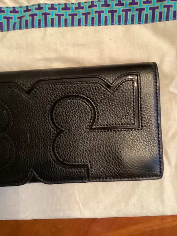 Tory Burch Black Pebbled Leather Clutch - Image 5