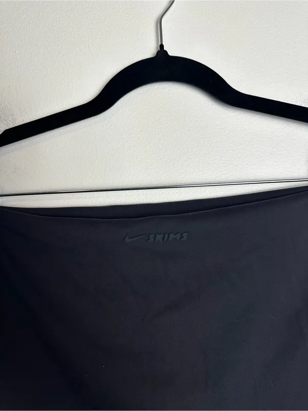 Nike SKIMS Women's Fold-Over Waistband Shorts Sz L NWT - Image 4