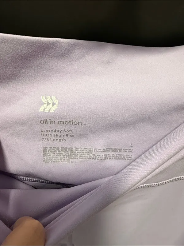All In Motion Target Lavender 7/8 leggings - Image 5