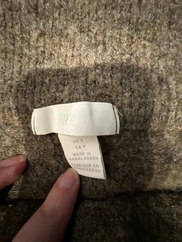 H&M Off the Shoulder Fold-Over Neck Gray/brown Knit Sweater - Image 3