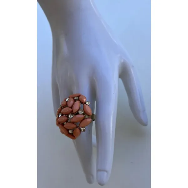 Vintage Gold Tone Coral Pink Peach Lucite Cabochon Ring stones Women’s Sz 8” - Image 12