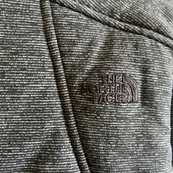 The North Face Women XL Grey Full Zip Outdoor Vest - Image 7