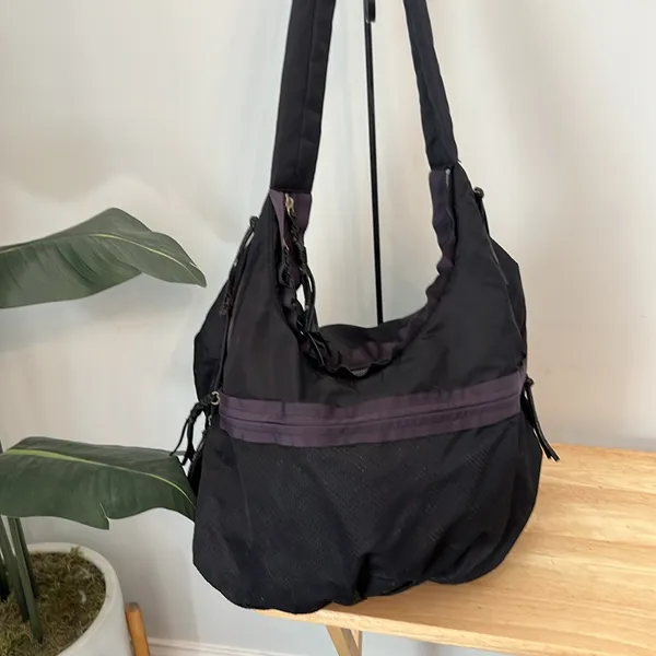 Lululemon Sackasana Black Nylon Shoulder Bag - Image 8