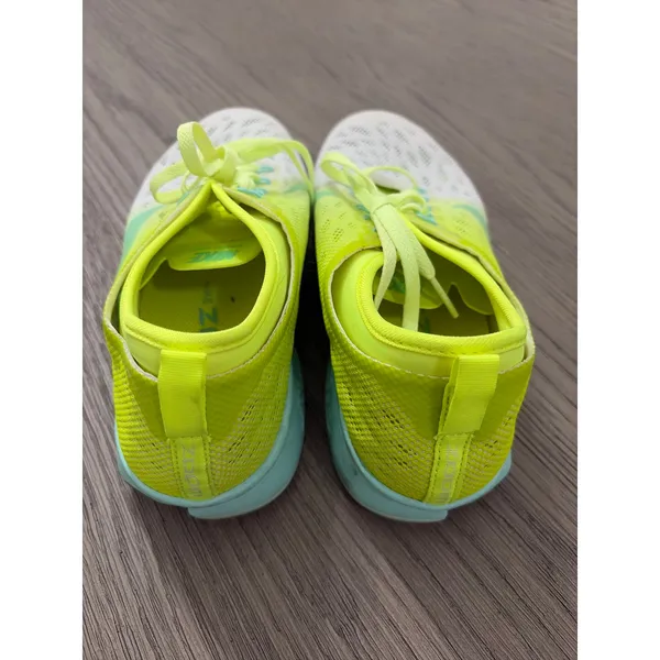Nike Zoom Fit Agility Training Shoes Women’s Size 8.5 | Yellow | 684984-702 - Image 4