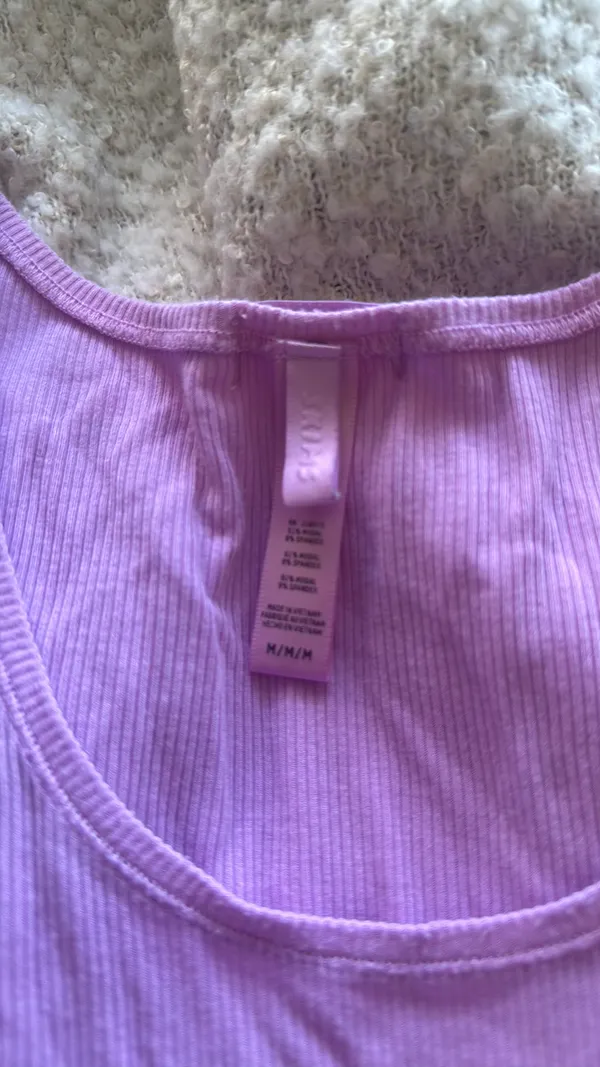 Skims pink tank - Image 2