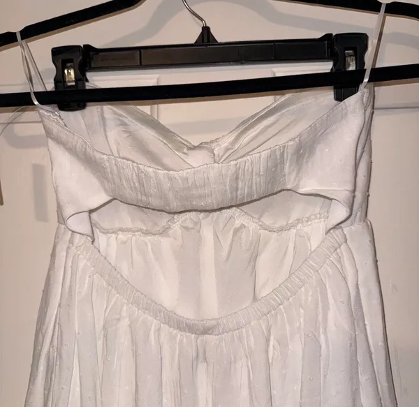 White Hollister Strapless Maxi Dress - Image 3