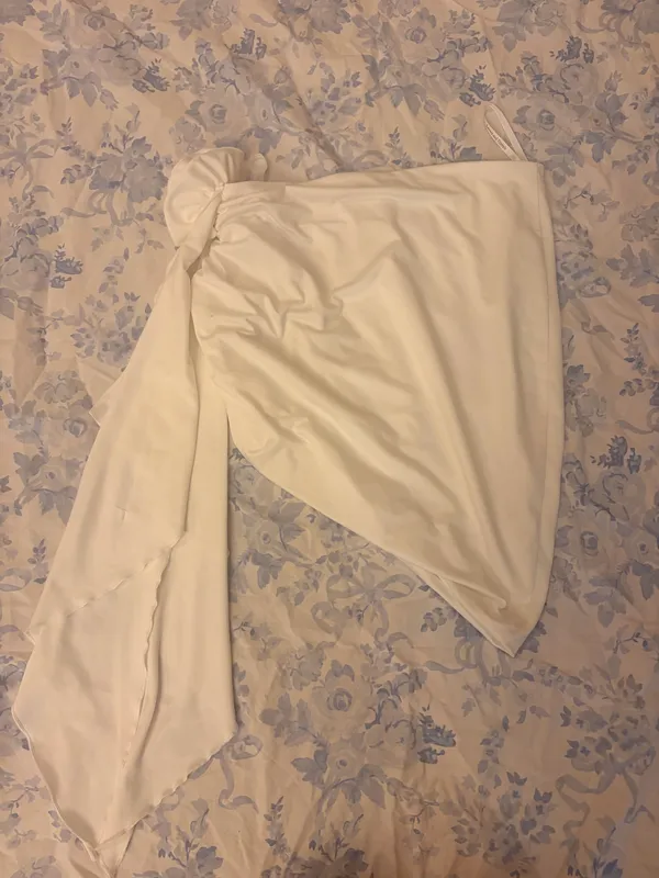 Lovers + Friends Dress mini skirt white rosette - Image 4