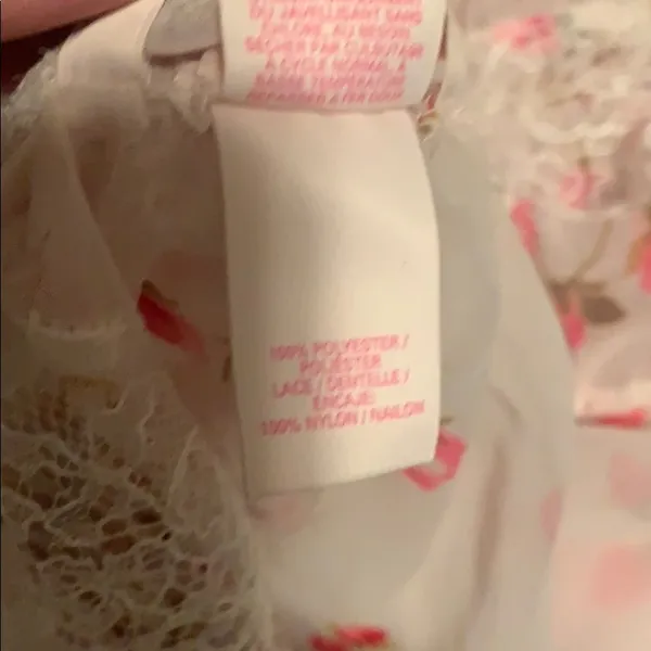Victoria’s Secret Rosebud Chiffon Flyaway Robe - Image 7