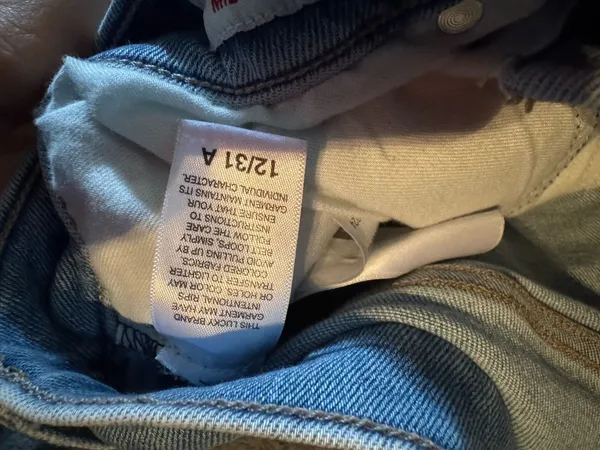 Lucky Brand Jeans - Image 4
