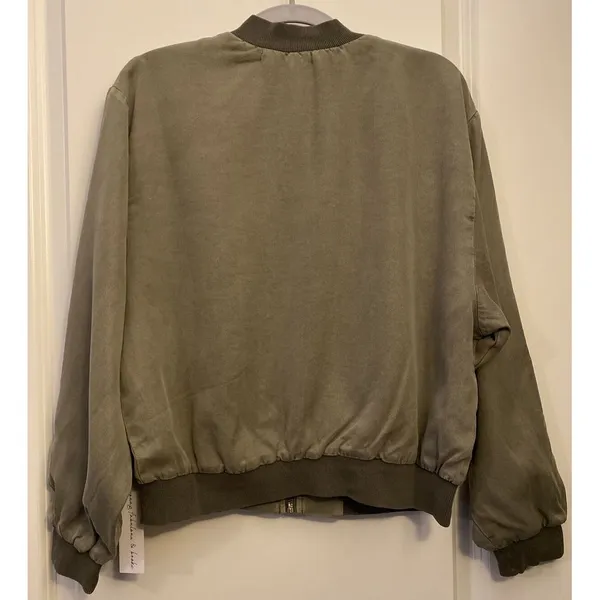 NWT Sz Medium Olive Green Bomber Light‎ Jacket - Young Fabulous & Broke - Image 4